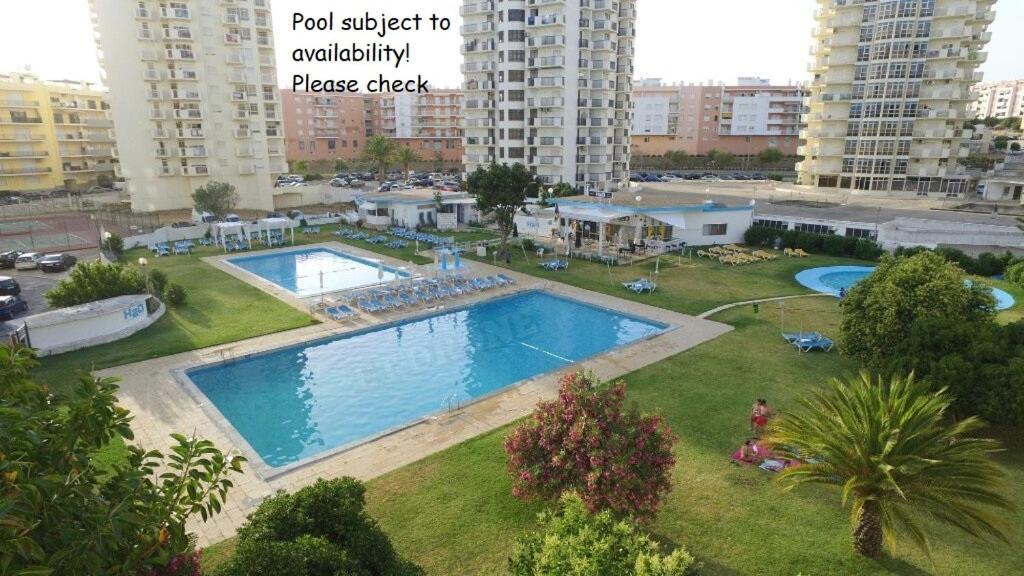 Armação de Pêra Praia Mar Sol Exterior foto